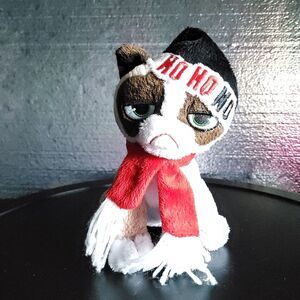 Grumpy Cat with Black Ho Ho Ho Hat Plush Stuffed Animal 8” Toy Christmas